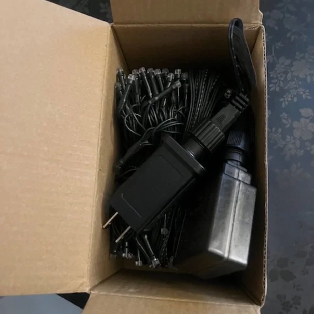 3/$15~300 LED String Lights (NIB)